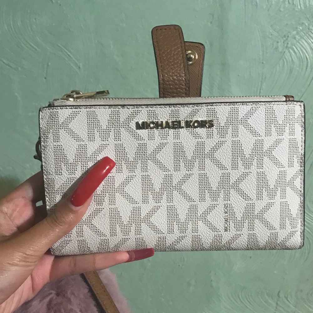 michael kors wallet